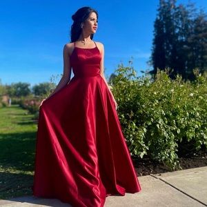 A-line Train Satin Prom Dress, Brand: JJs House, Size : US 4, Color: Burgundy
